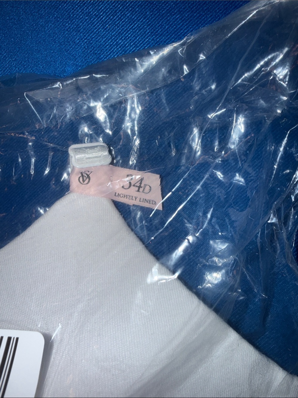 Victoria's Secret White Wireless Seamless Bralette with Logo Charm - Picture 2 of 6